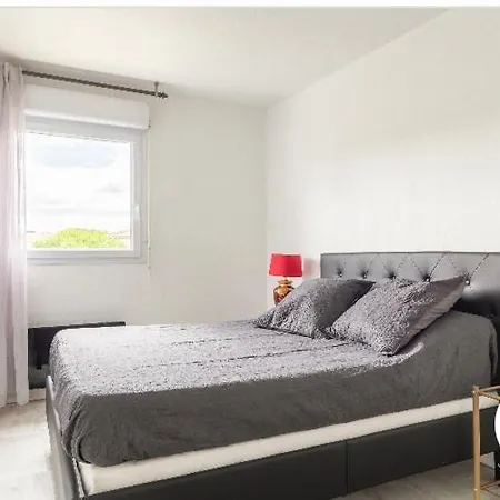 Appartement Superbe T3 Avec Piscine *